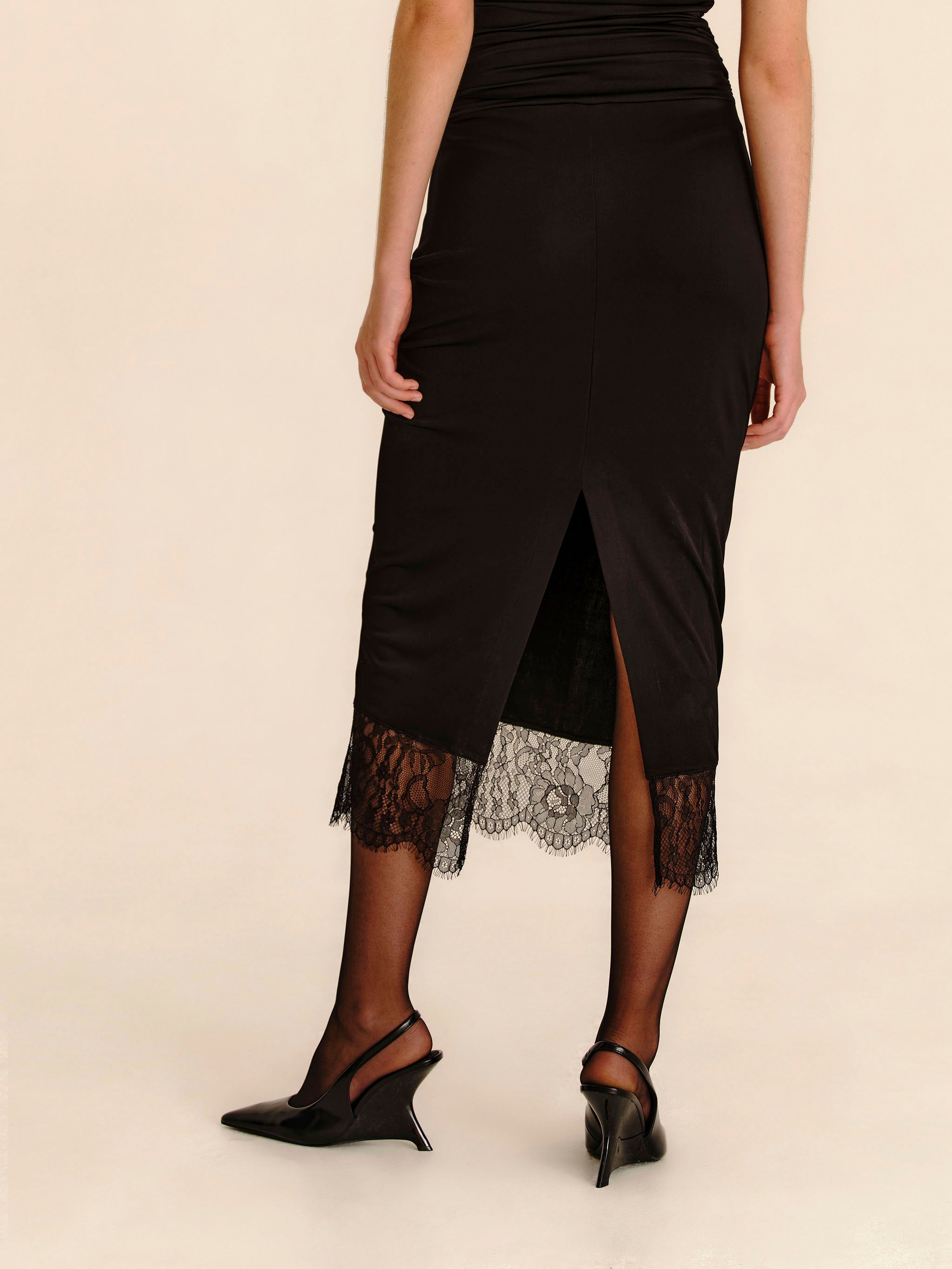 Iris Lace Trim Skirt - Jet Black