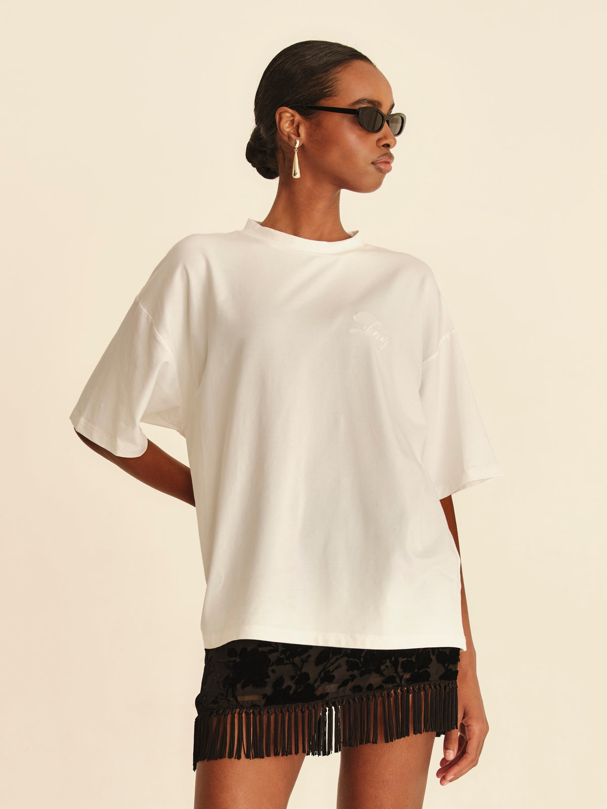 Oversized T-shirt Ivory Cream - half-length front view