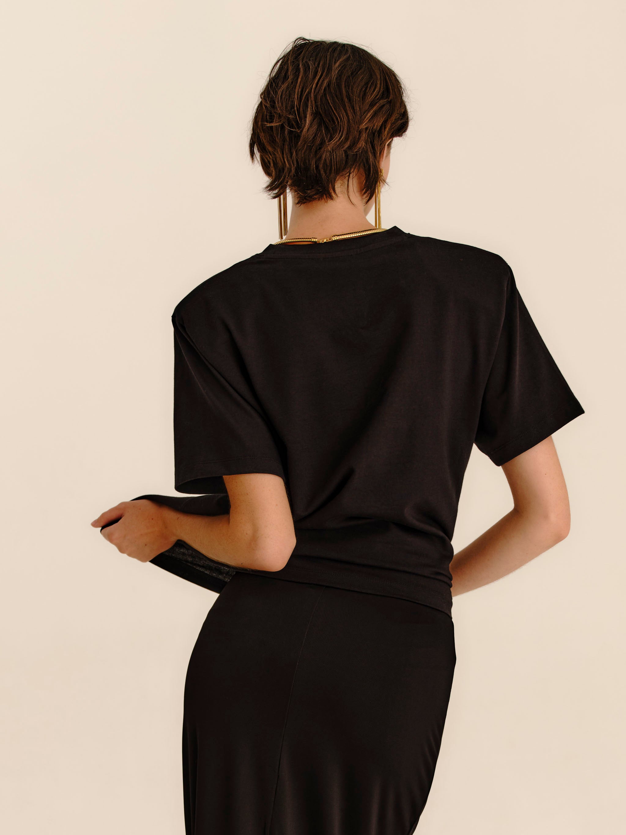 Padded Shoulder T-shirt - Jet Black